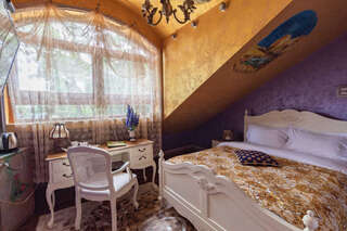 Гостиница Buen Retiro Калининград Стандарт номер 22 STUDIO VAN GOGH IN ARLES-2